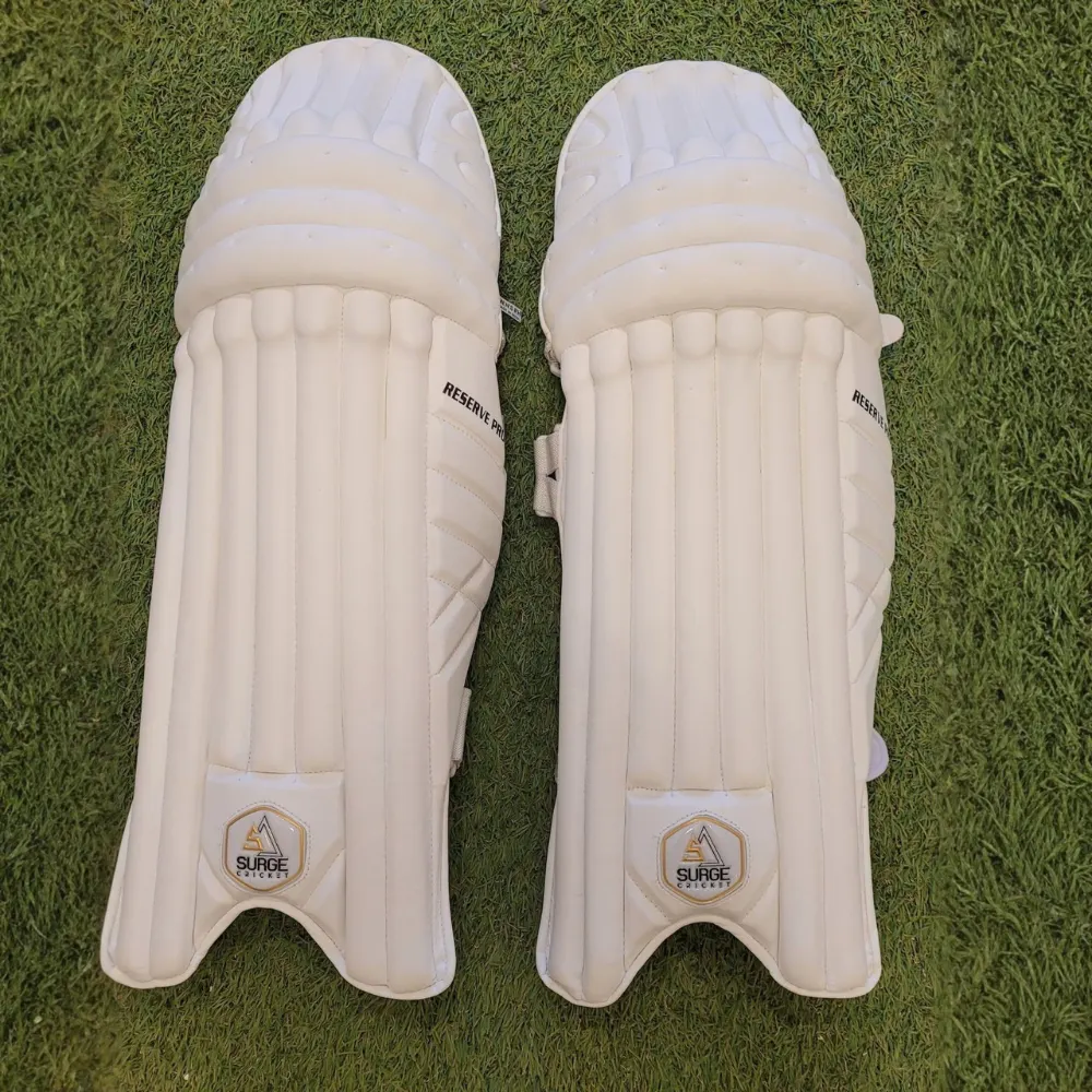 Reserve-Pro-Players-Batting-pads-one