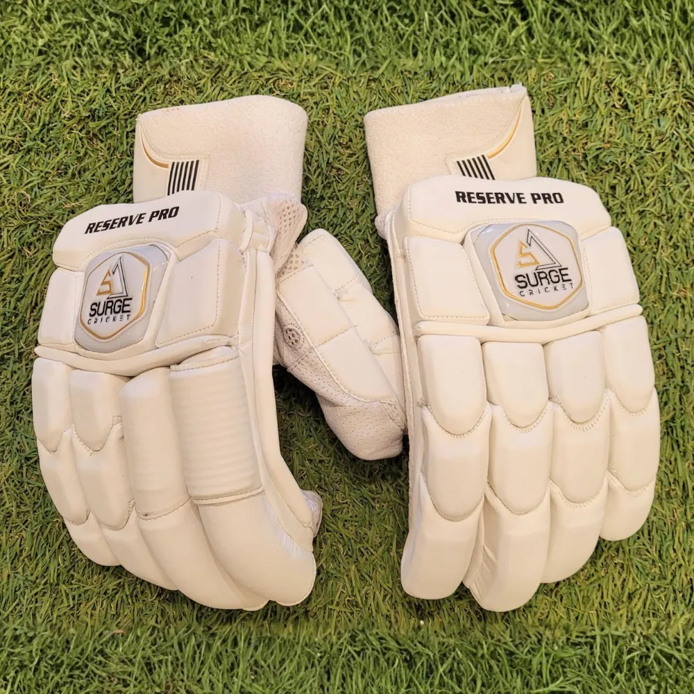 Reserve-Pro-Players-Batting-Gloves-one