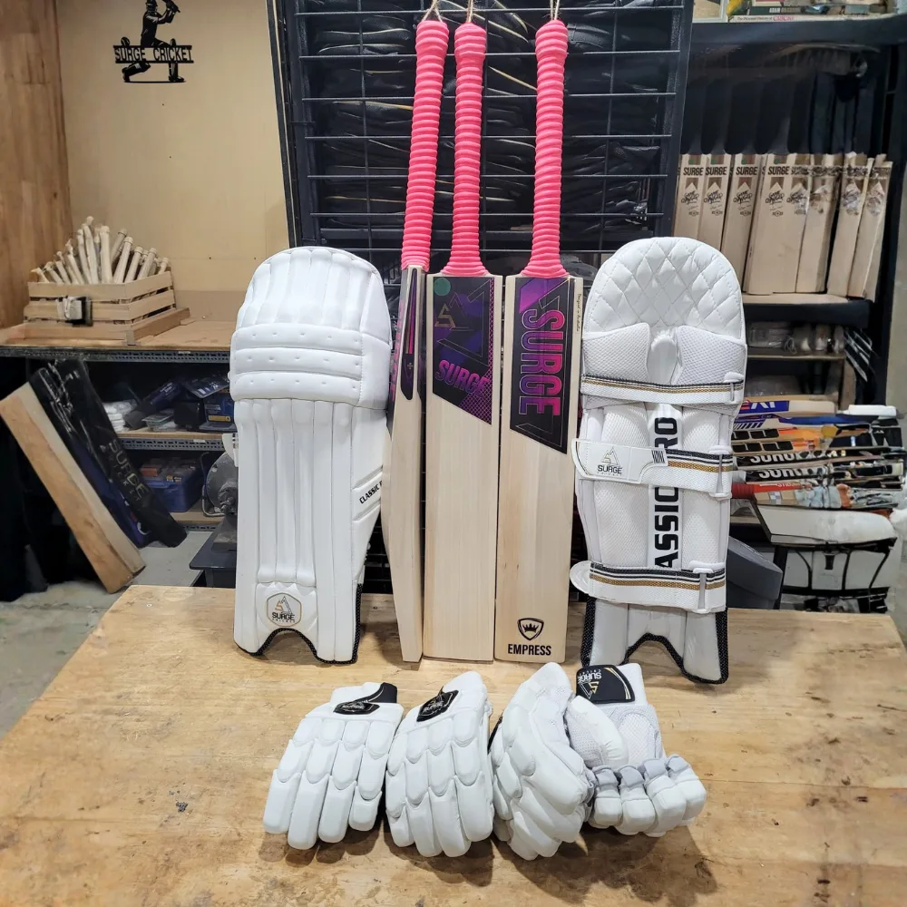 Surge Women's Classic Pro Players Cricket Range